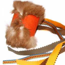 Bracco Dummy Ball Fransen mit Fell, orange